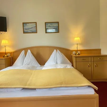 Brunnhof Gastein ゲストハウス 3*