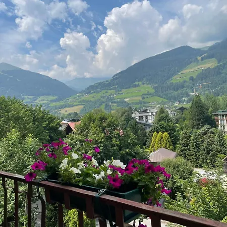 Brunnhof Gastein ゲストハウス
